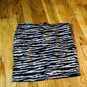 Zebra Print Sz L skirt Forever 21